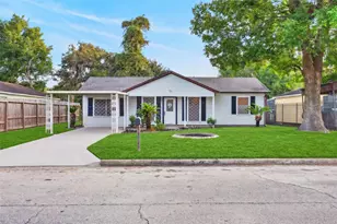 7315 Marilyn Ln, Houston, TX 77016 - Photo 2