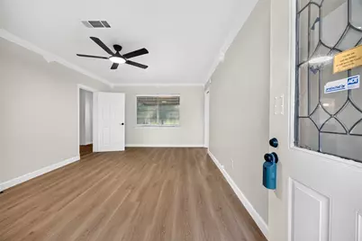 7315 Marilyn Lane, Houston, TX 77016 - Photo 10