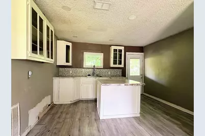 2212 Rugeley Street, Bay City, TX 77414 - Photo 4