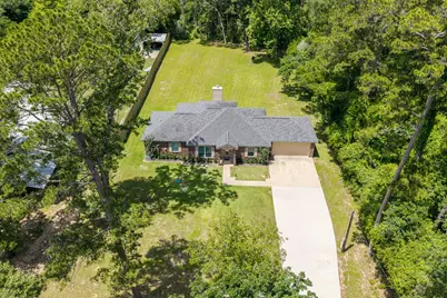198 Oak Hollow Boulevard, Magnolia, TX 77355 - Photo 2