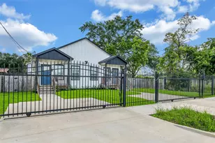 7119 Palestine St, Houston, TX 77020 - Photo 36