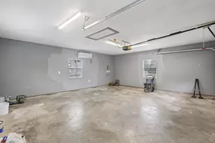 3919 Galway Ln, Houston, TX 77080 - Photo 14