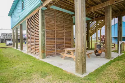 722 Ft Velasco Drive, Freeport, TX 77541 - Photo 4
