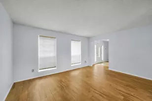 7503 Valley Laurel Ct, Houston, TX 77095 - Photo 2