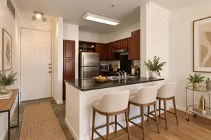 7575 Kirby Dr, Houston, TX 77030 - Photo 6