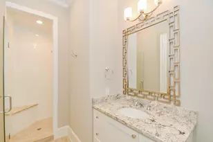 10207 Preston Crest Dr, Houston, TX 77042 - Photo 18