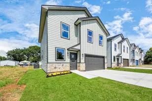 422 N 4th St, Beasley, TX 77417 - Photo 2