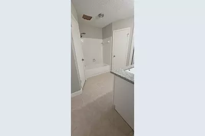 11115 Nepau Drive, Houston, TX 77477 - Photo 12