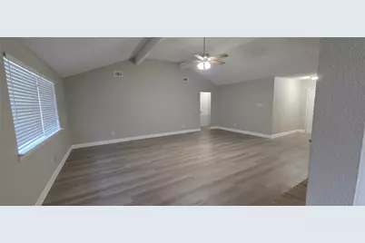 11115 Nepau Drive, Houston, TX 77477 - Photo 4