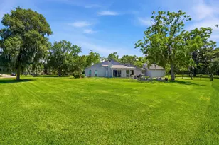 151 Tweedy Ln, Sweeny, TX 77480 - Photo 6