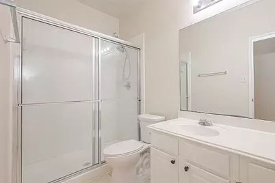 9407 Dora Meadows Drive, Sugar Land, TX 77498 - Photo 34