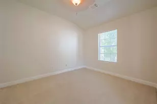 9407 Dora Meadows Dr, Sugar Land, TX 77498 - Photo 10