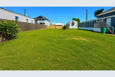 143 Egret Canal S, Baytown, TX 77523 - Photo 6