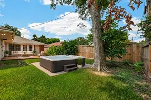4002 Cheena Dr, Houston, TX 77025 - Photo 12