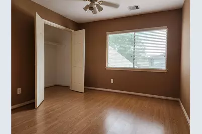 4215 Shady Village Court, Missouri City, TX 77459 - Photo 8