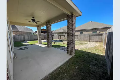 627 Oak Circle Drive E, Conroe, TX 77301 - Photo 16