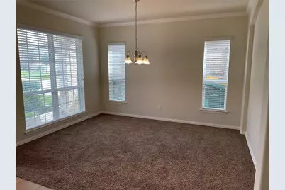 627 Oak Circle Drive E, Conroe, TX 77301 - Photo 10