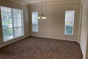 627 Oak Cir Dr E, Conroe, TX 77301 - Photo 10