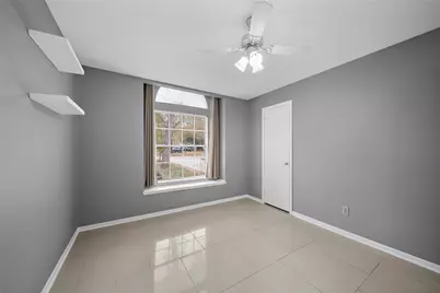 83 N Rushwing Circle, The Woodlands, TX 77381 - Photo 18