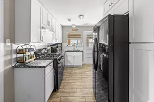 10526 Tolman St, Houston, TX 77034 - Photo 4