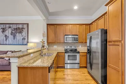 2835 Clinton Drive, Houston, TX 77020 - Photo 6