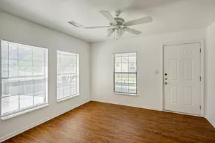447 W 22nd St, Houston, TX 77008 - Photo 6