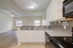 3815 Shire Valley Dr, Missouri City, TX 77459 - Photo 10