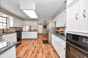 12746 Roy Rd, Pearland, TX 77581 - Photo 10