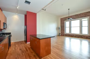 915 Franklin St, Houston, TX 77002 - Photo 2