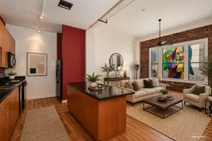 915 Franklin St, Houston, TX 77002 - Photo 1