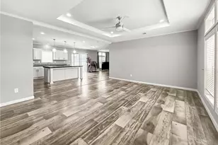112 N Vivian Stevens St, Port Lavaca, TX 77979 - Photo 8