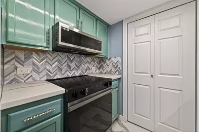 3525 Sage Road #1305, Houston, TX 77056 - Photo 8