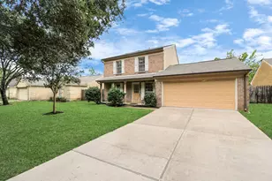 2822 Great Lakes Ave, Sugar Land, TX 77479 - Photo 6