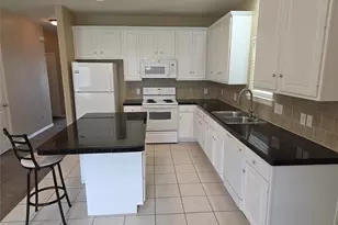 10135 Checkerberry Park Ln, Tomball, TX 77375 - Photo 2