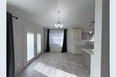 218 Bedford Lane, Conroe, TX 77303 - Photo 10