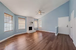 14018 Blue Falls Dr, Sugar Land, TX 77498 - Photo 6