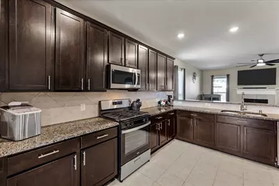 7820 Quartz Lane, Texas City, TX 77591 - Photo 16