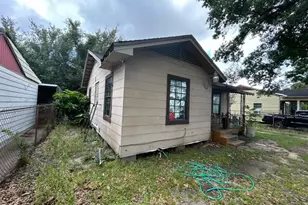 214 Bolden St, Houston, TX 77029 - Photo 4