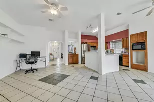 14554 Sycamore Lake Rd, Houston, TX 77062 - Photo 14