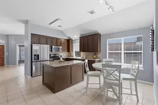 11207 Timbertree Ln, Houston, TX 77070 - Photo 8
