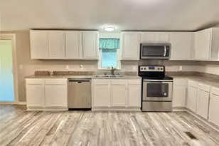 1831 County Rd 2235, Cleveland, TX 77327 - Photo 8