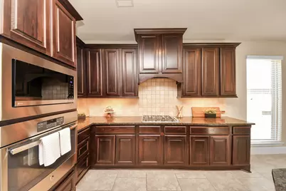 119 Meadow Run Drive, Conroe, TX 77384 - Photo 12
