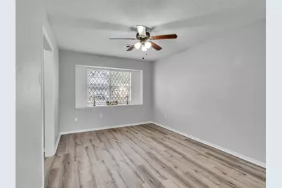 2305 Peach Lane, Pasadena, TX 77502 - Photo 6