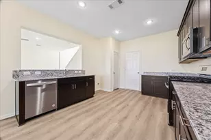 10725 Bancroft Park Ln, Houston, TX 77075 - Photo 12