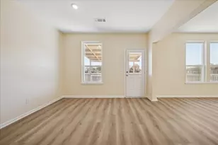 10725 Bancroft Park Ln, Houston, TX 77075 - Photo 10