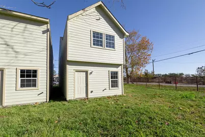 7754 Avenue J, Houston, TX 77012 - Photo 28