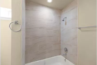 7754 Avenue J, Houston, TX 77012 - Photo 12