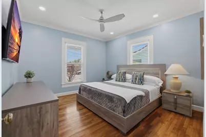 4702 Avenue N 1/2, Galveston, TX 77551 - Photo 8