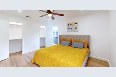 8515 Mullins Drive, Houston, TX 77096 - Photo 12