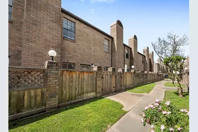 9850 Pagewood Lane #405, Houston, TX 77042 - Photo 8